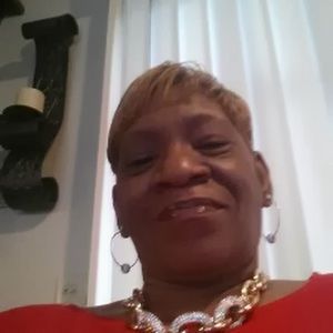 Meet your Posher, Pamela